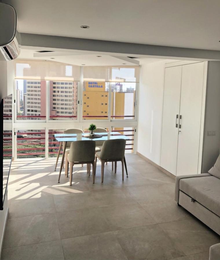 El Apartamento De Cristian 2 Benidorm Kültér fotó